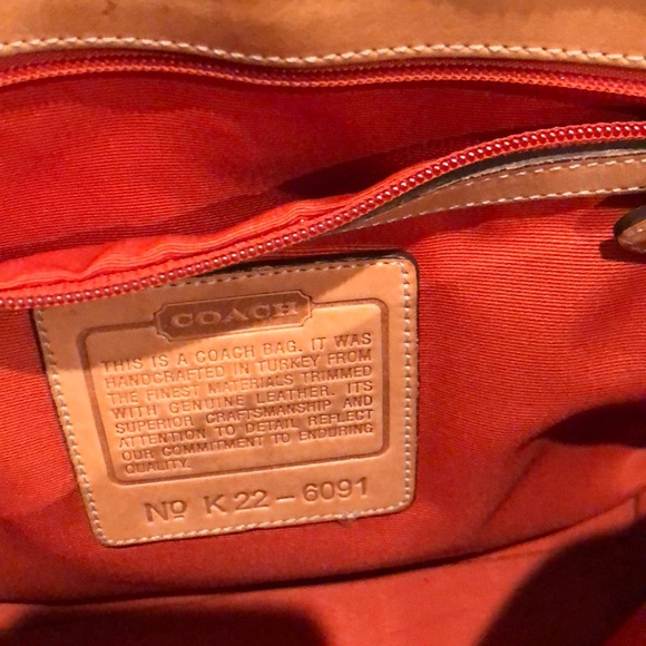 Authentic Coach bag - Picture 4 of 5